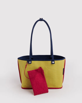 Medium Nylon Reversible Tote R5