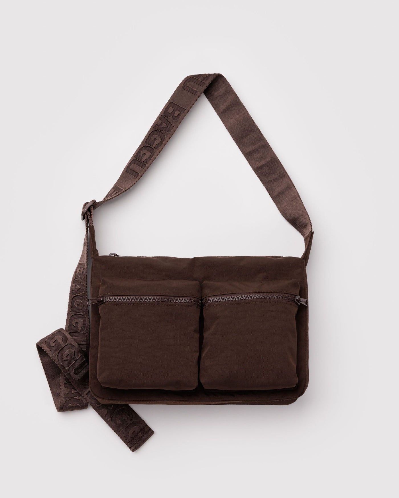 Medium Cargo Crossbody T8