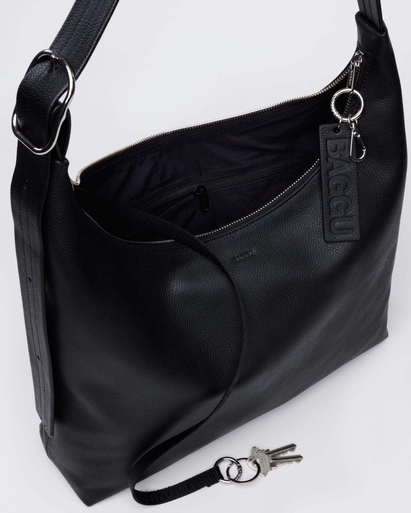 Recycled Leather Shoulder Bag P8