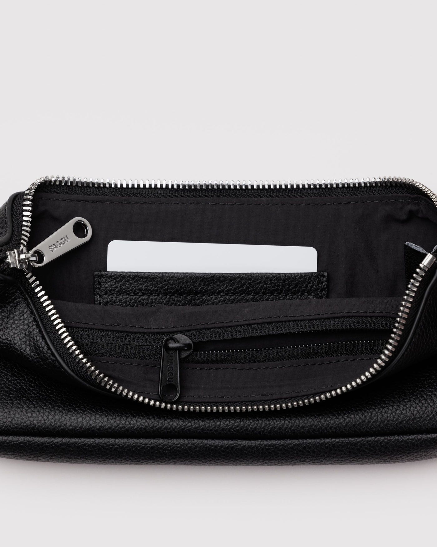 Recycled Leather Pochette E8