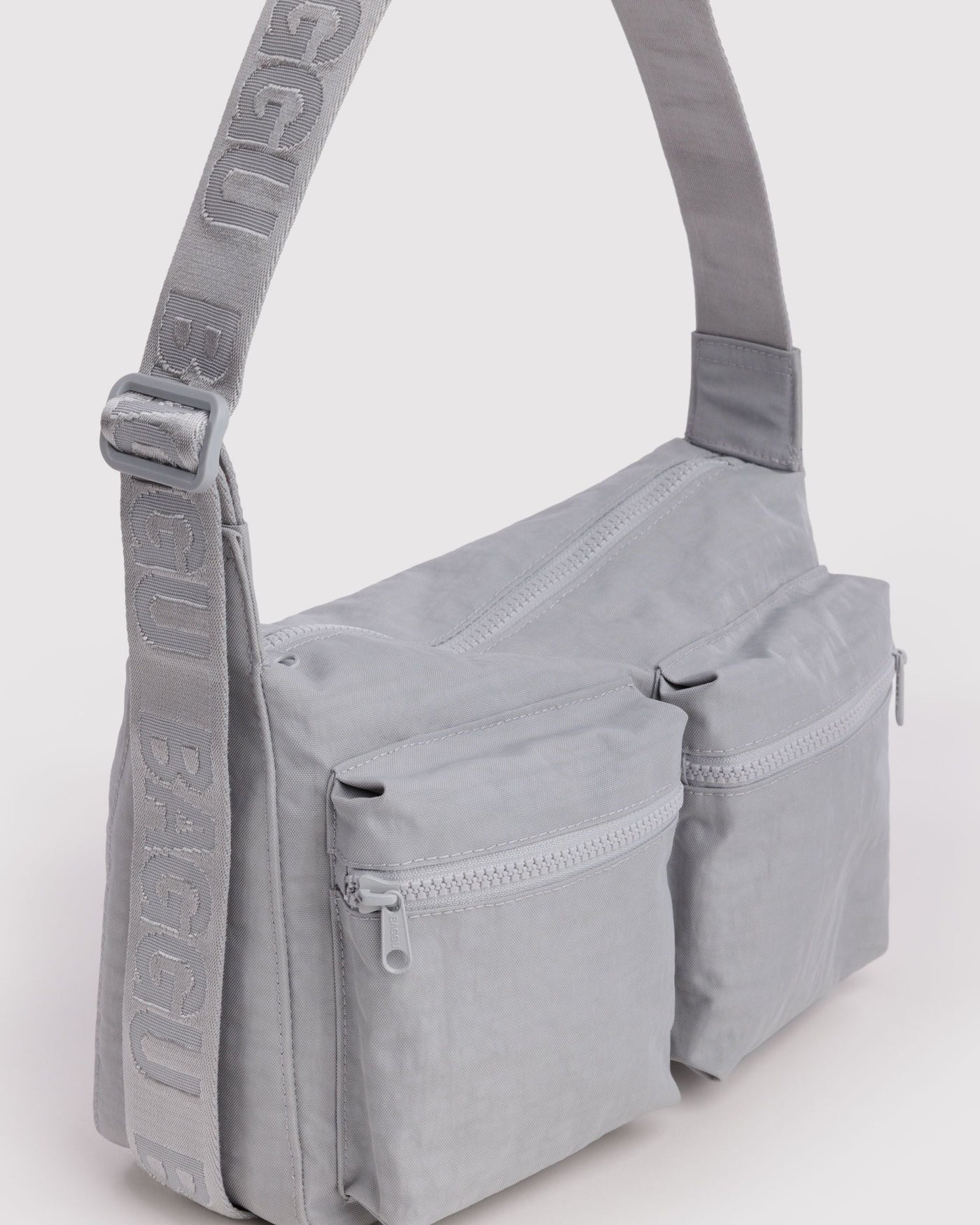 Medium Cargo Crossbody T8