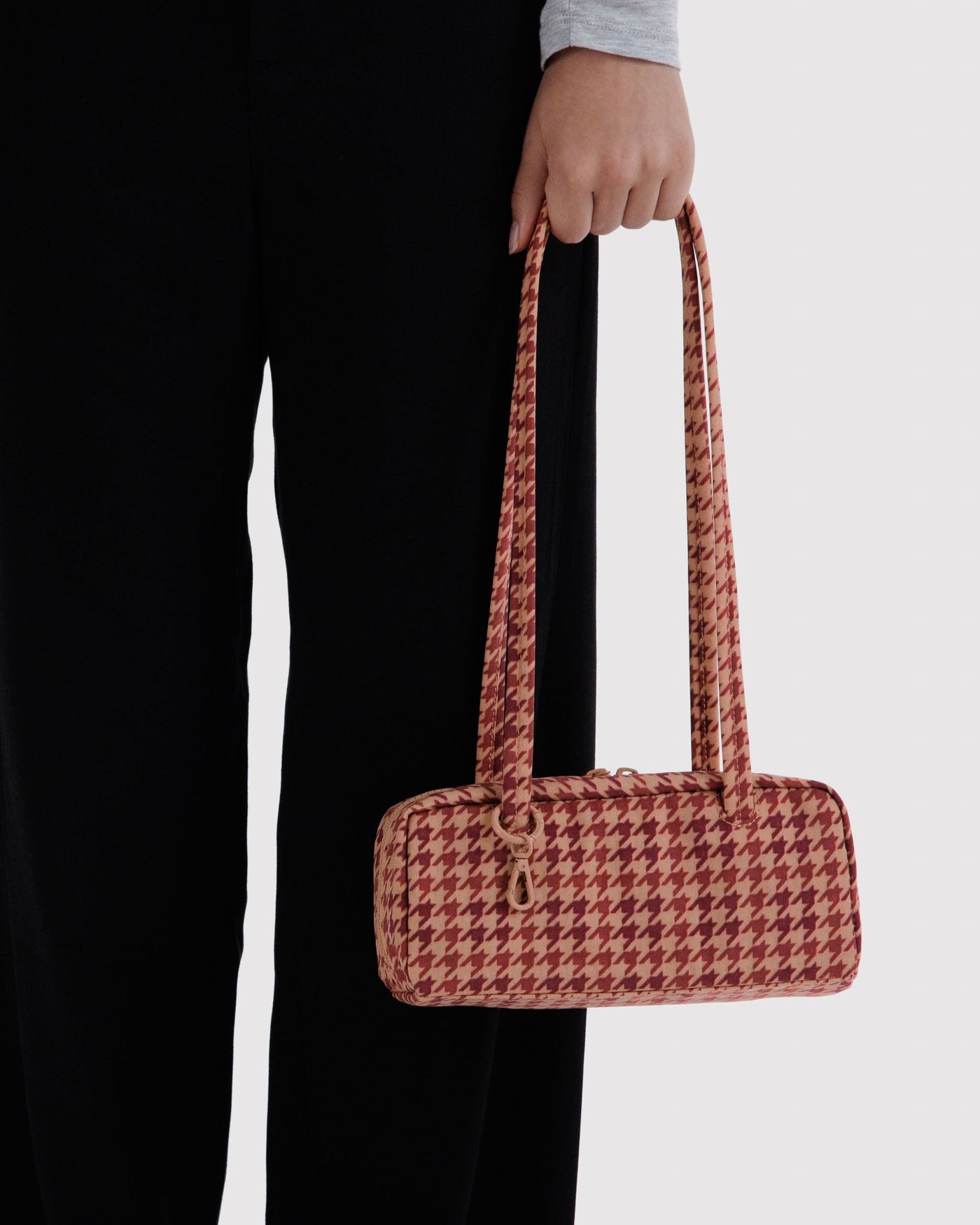 Small Nylon Bowler Bag O0