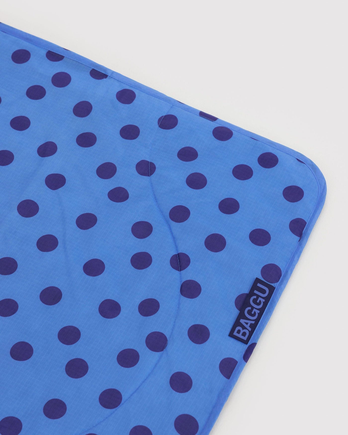 Puffy Picnic Blanket A7